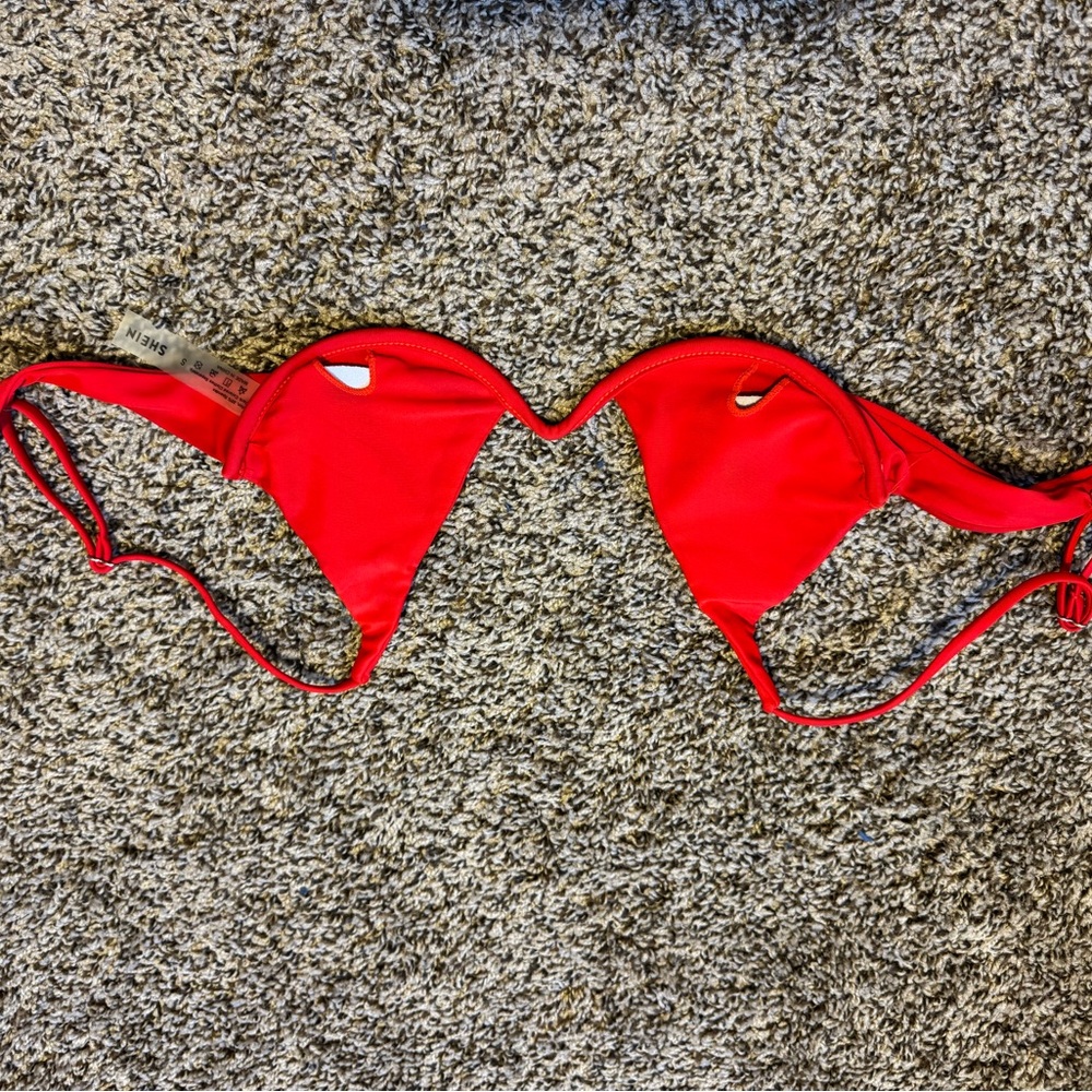 Red Bikini Set - Picture 2 of 6